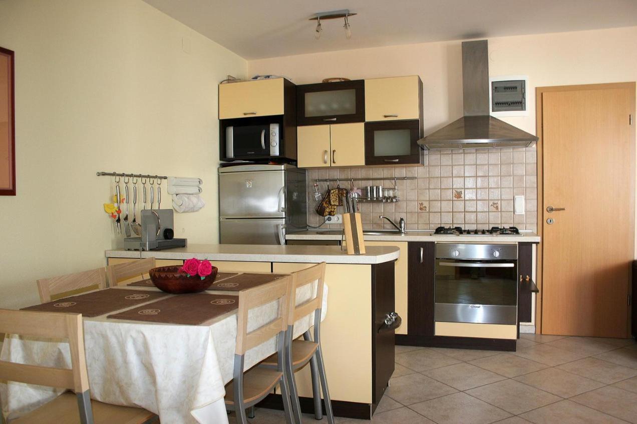 شقة Apartman Klaudijo باشْكا المظهر الخارجي الصورة